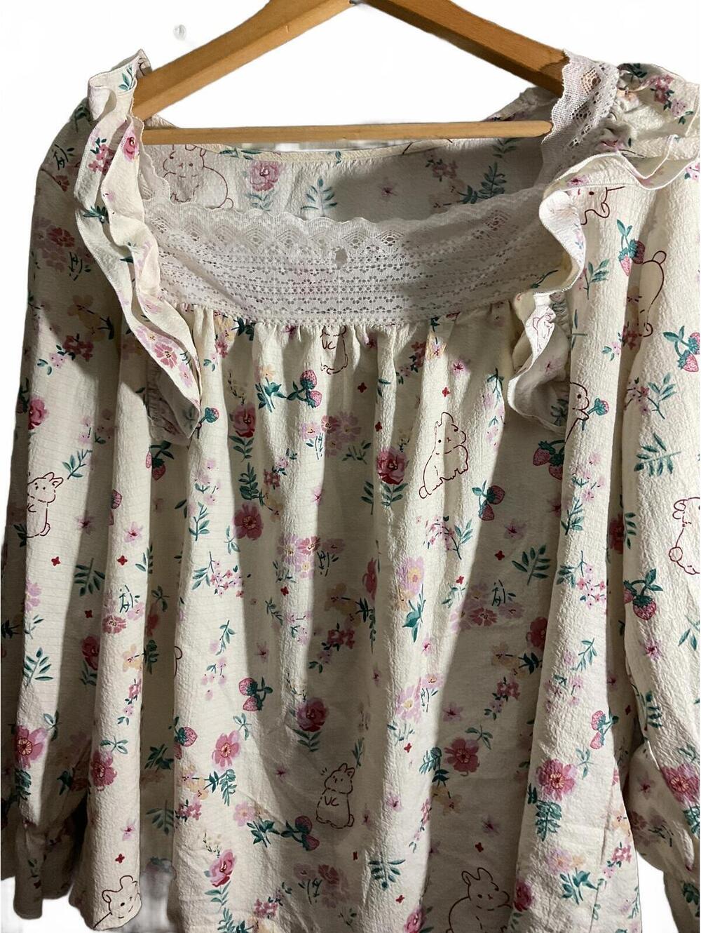 Boutique Lightweight  Floral and Bunny Print Pajama Set with Ruffle Trim L - Picture 4 of 10